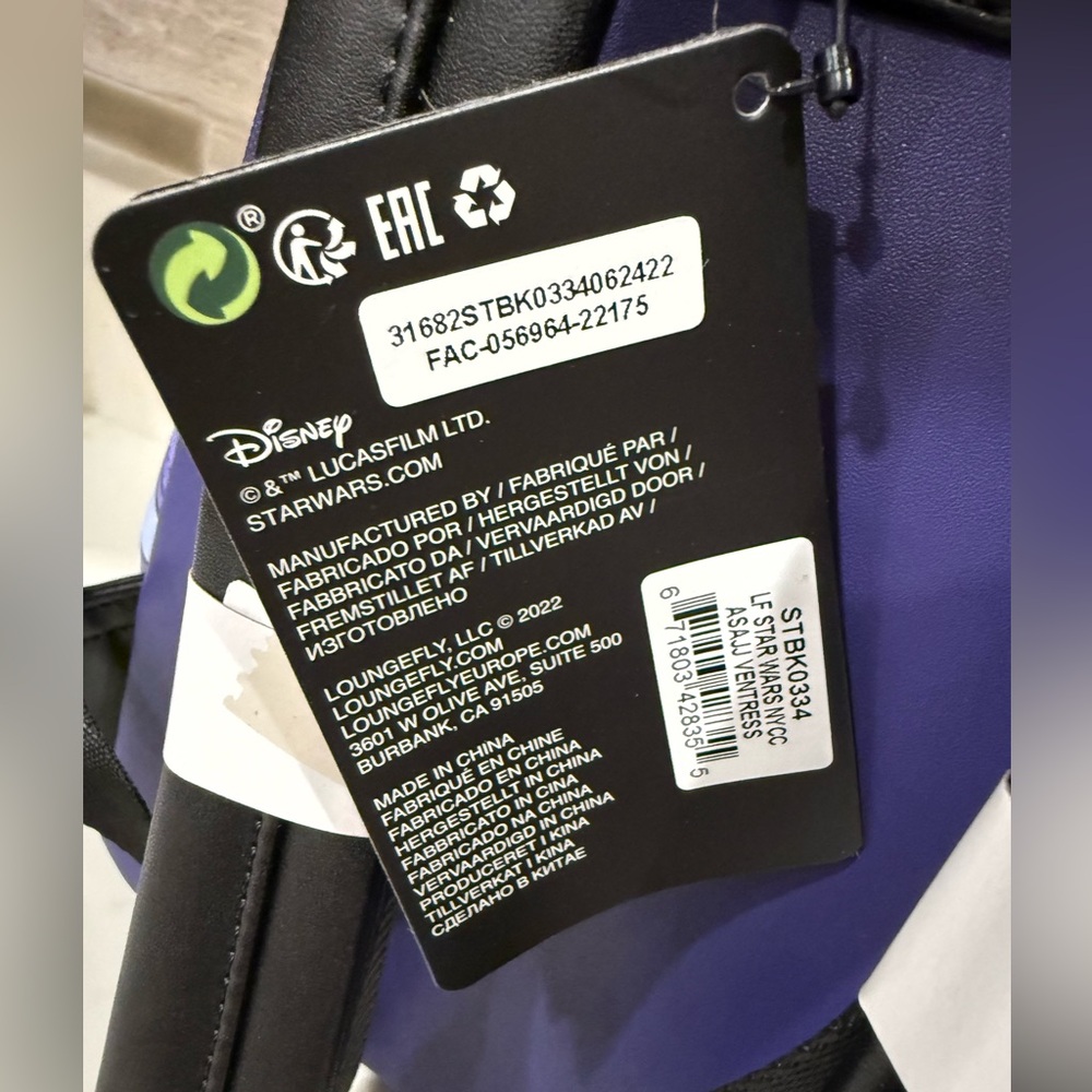 Loungefly NYCC 2022 Star Wars Asajj Ventress Cosplay Mini Backpack π Exclusive - Picture 4 of 10